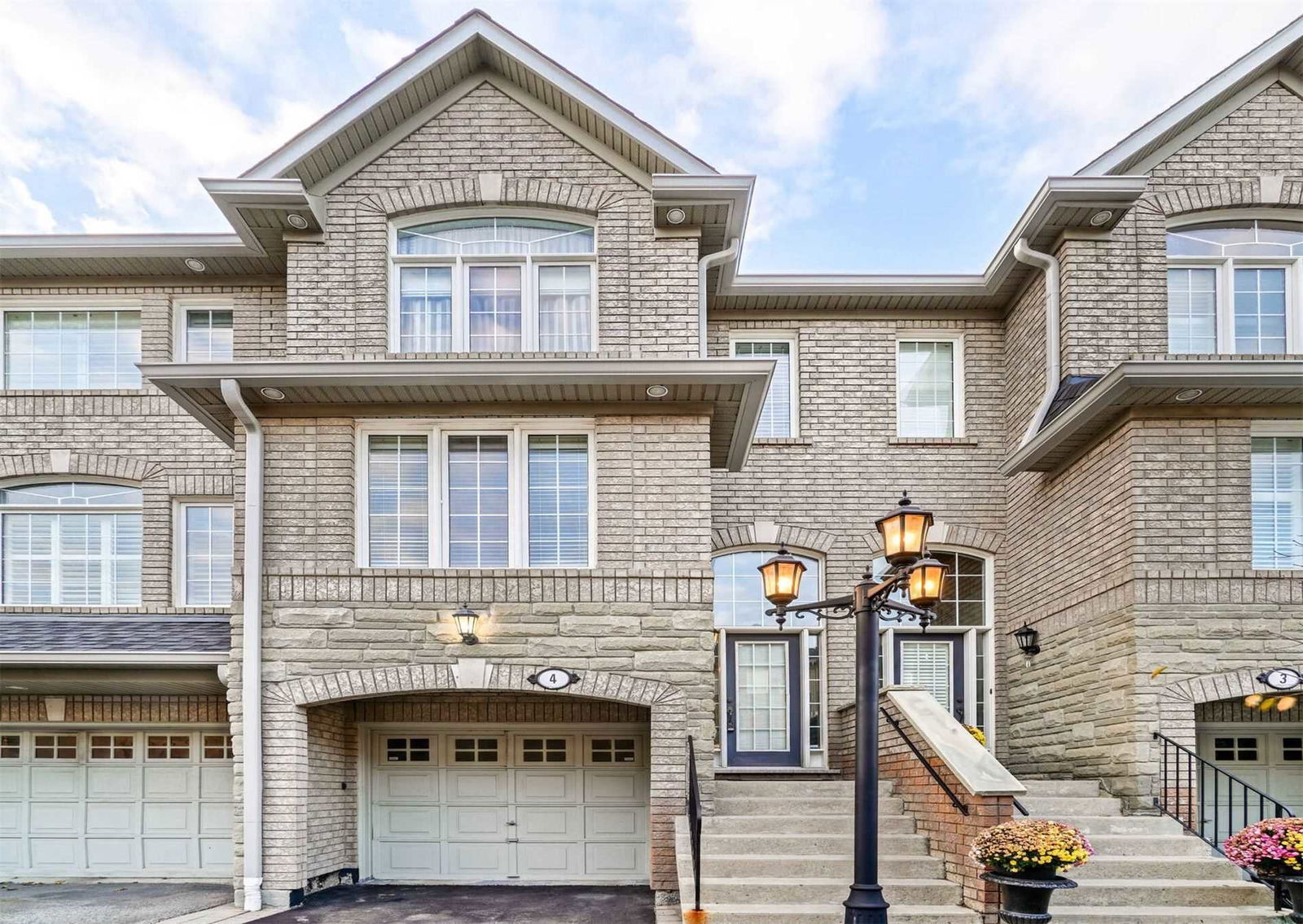 463 Bristol Road Townhomes, Mississauga, Toronto