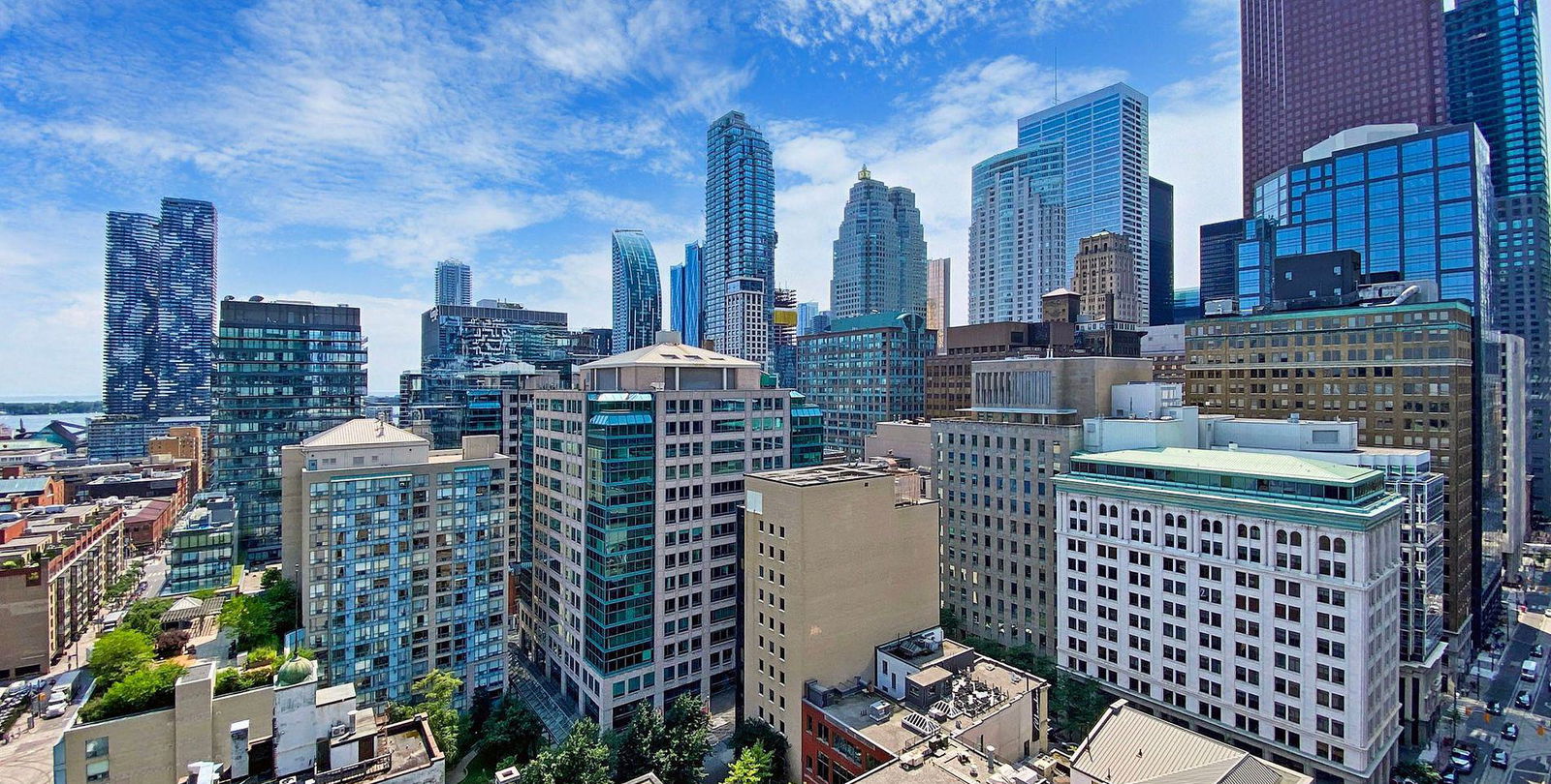 Skyline — Spire, Downtown, Toronto