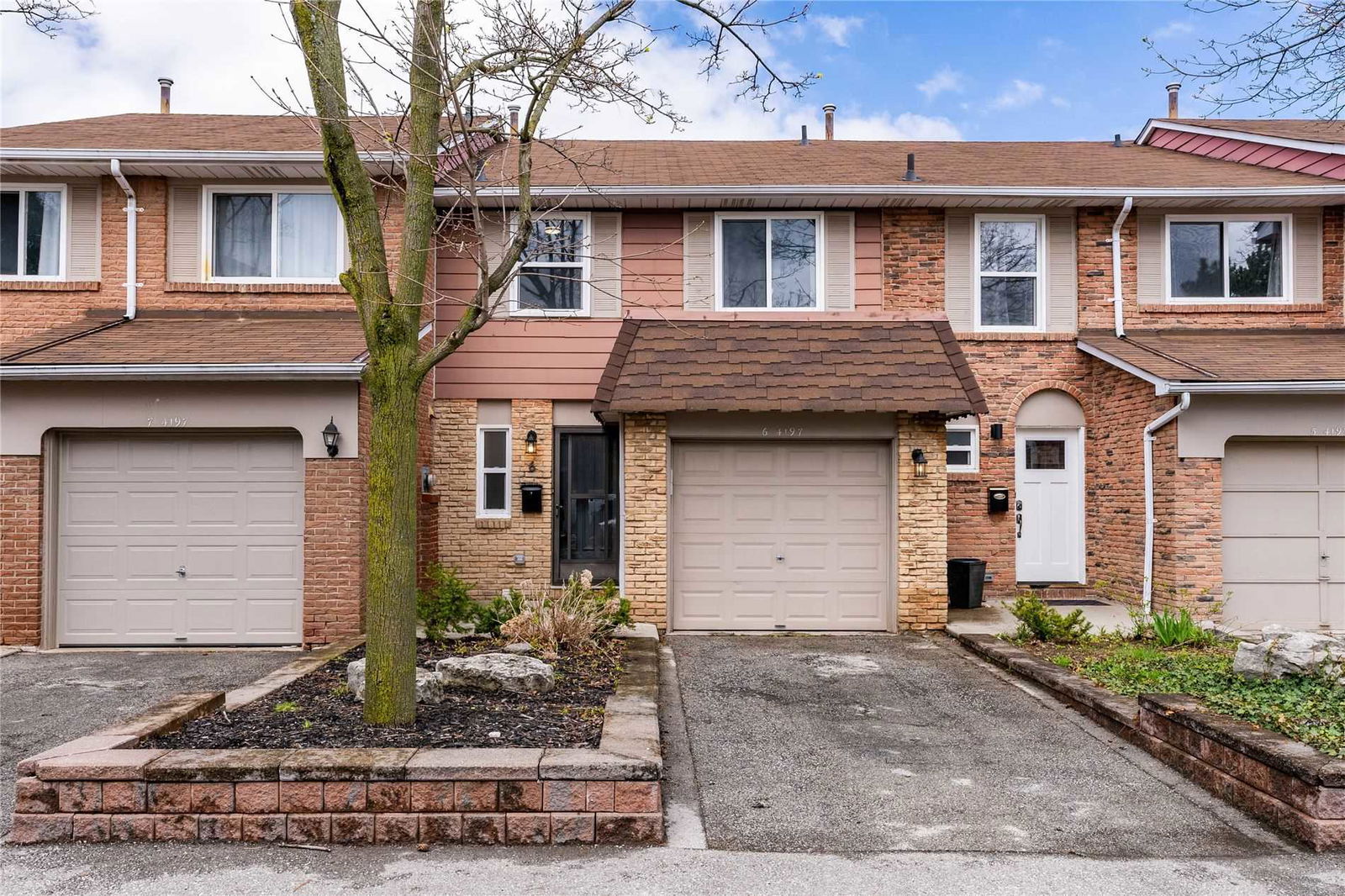 4196 Longmoor Drive Townhomes, Burlington, Toronto