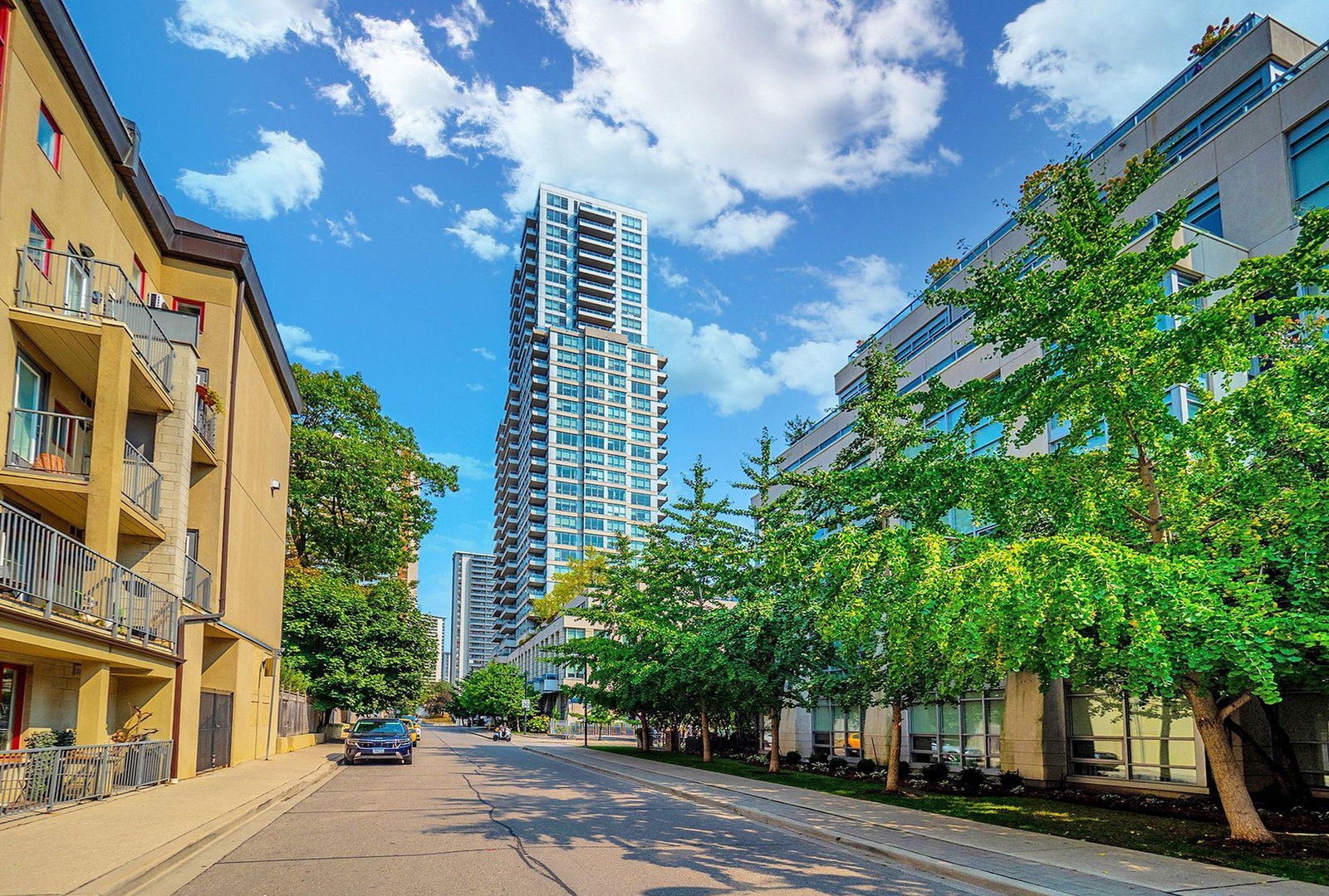 Exterior Side — The 500 Sherbourne Condos, Downtown, Toronto