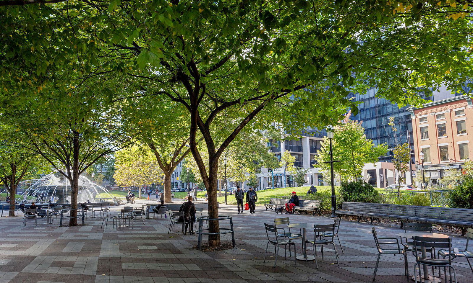 Backstage on the Esplanade, Downtown, Toronto