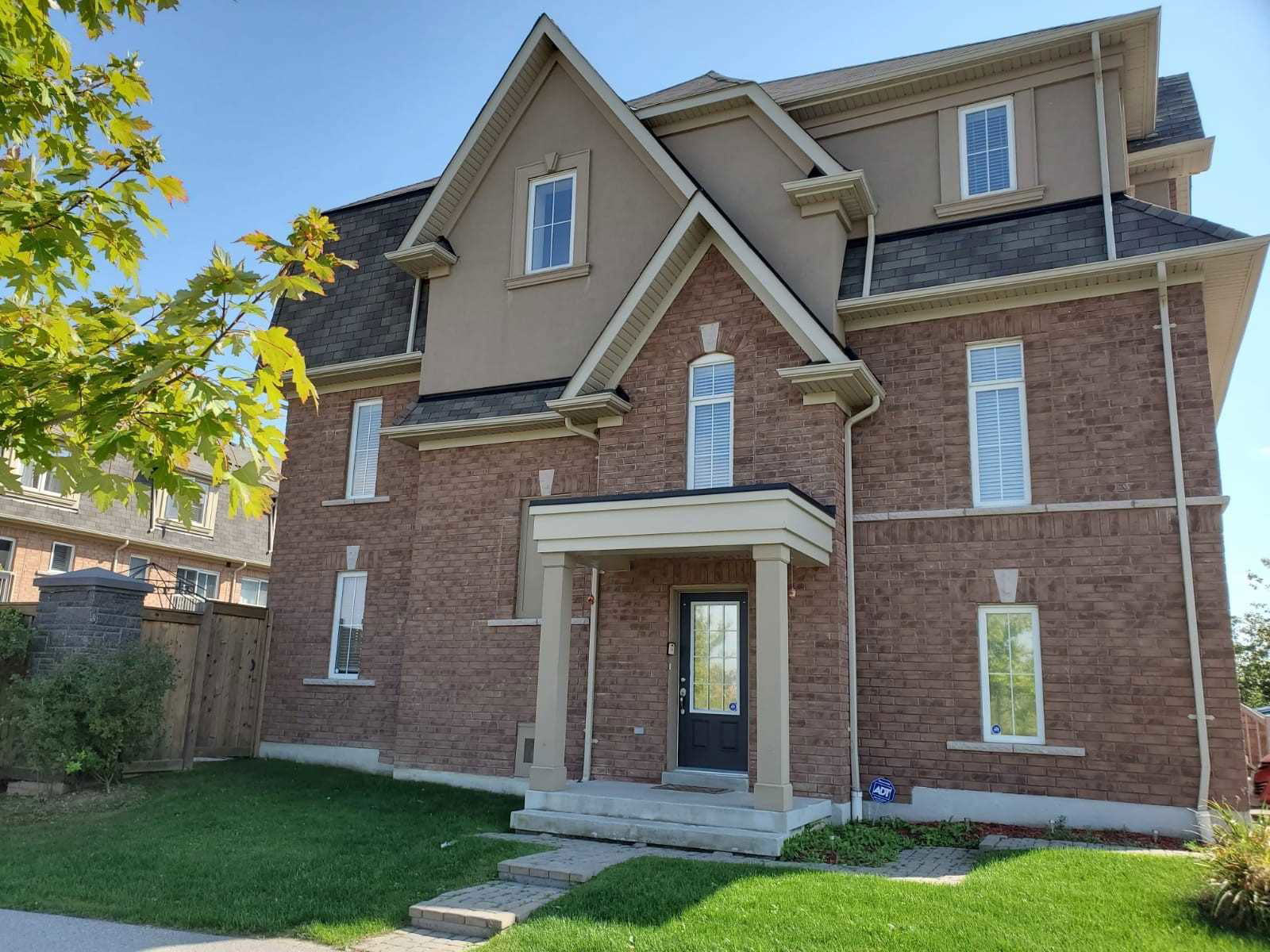 2 Burtonbury Lane Townhomes, Ajax, Toronto