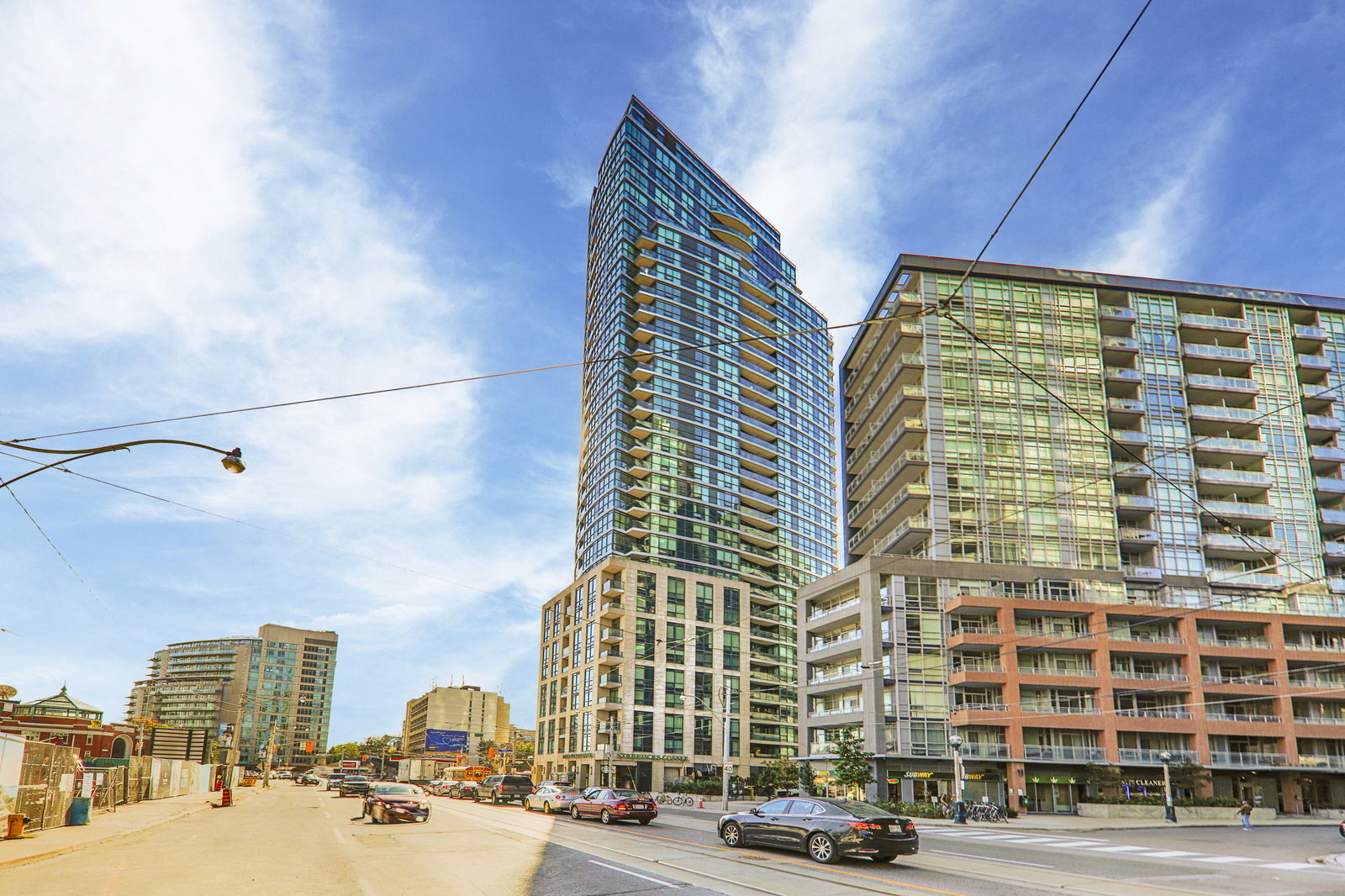 Exterior — Malibu Condos at Harbourfront, Downtown, Toronto