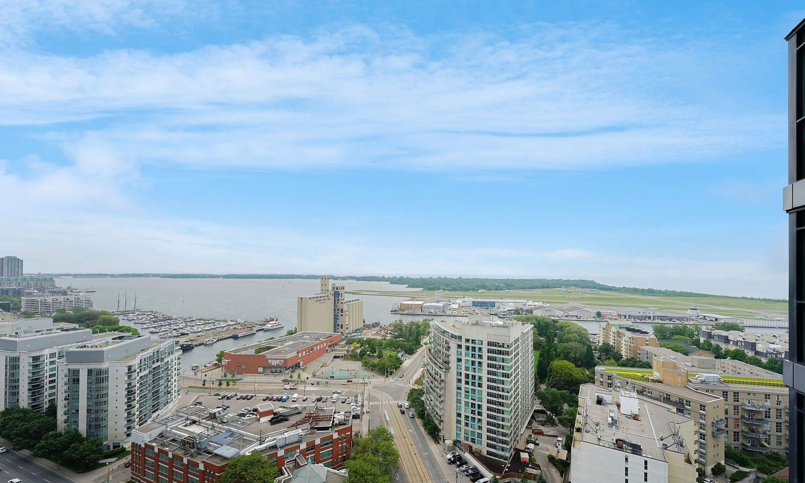 Skyline — Malibu Condos at Harbourfront, Downtown, Toronto