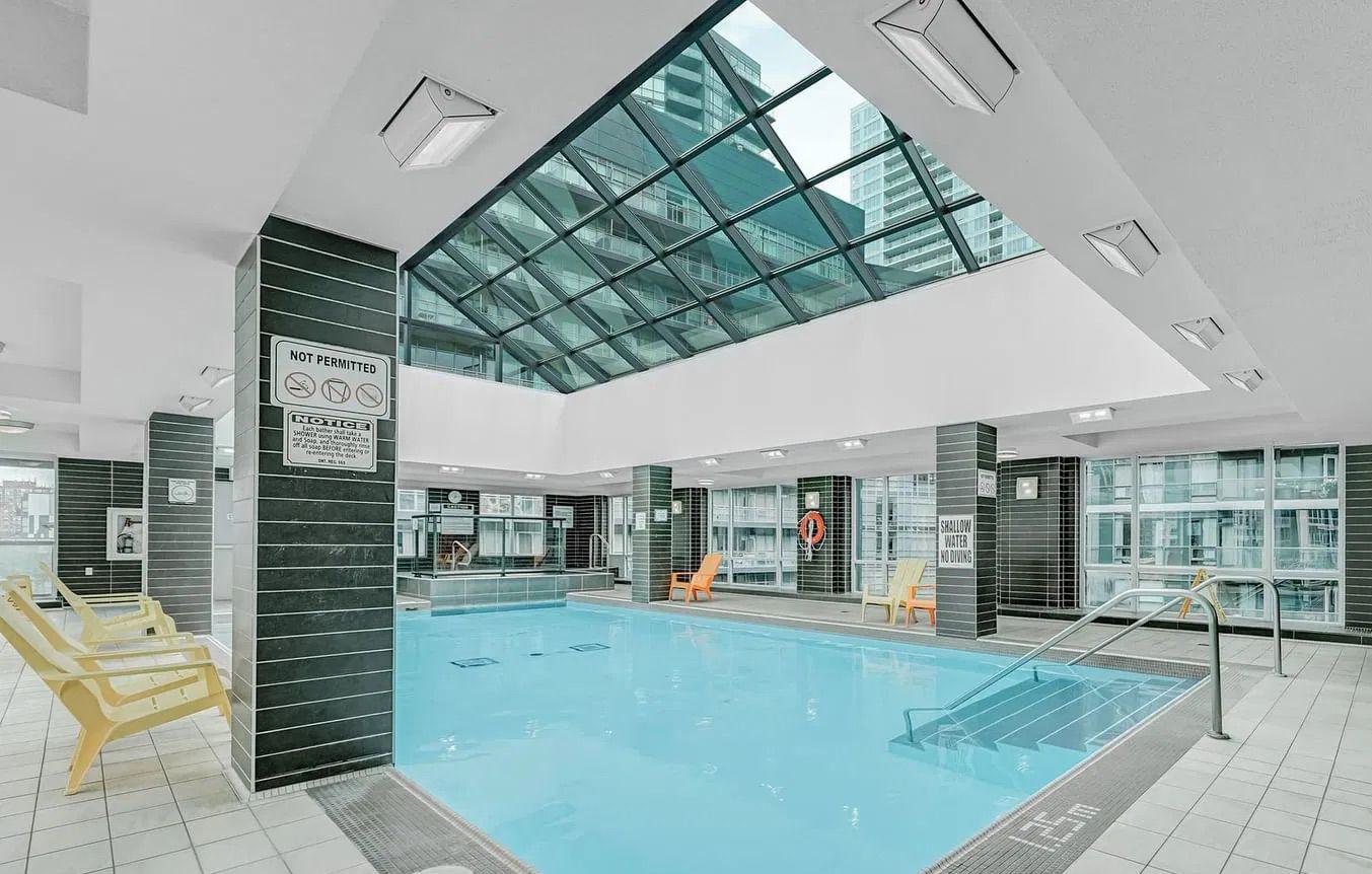 Pool — Malibu Condos at Harbourfront, Downtown, Toronto