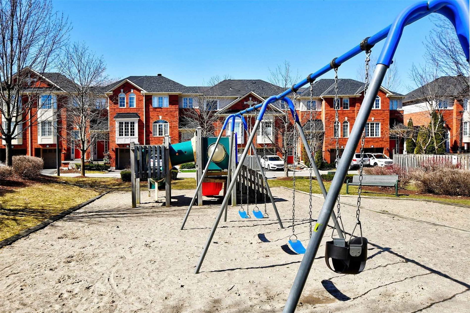 Mosaics Avenue Townhomes, Aurora, Toronto