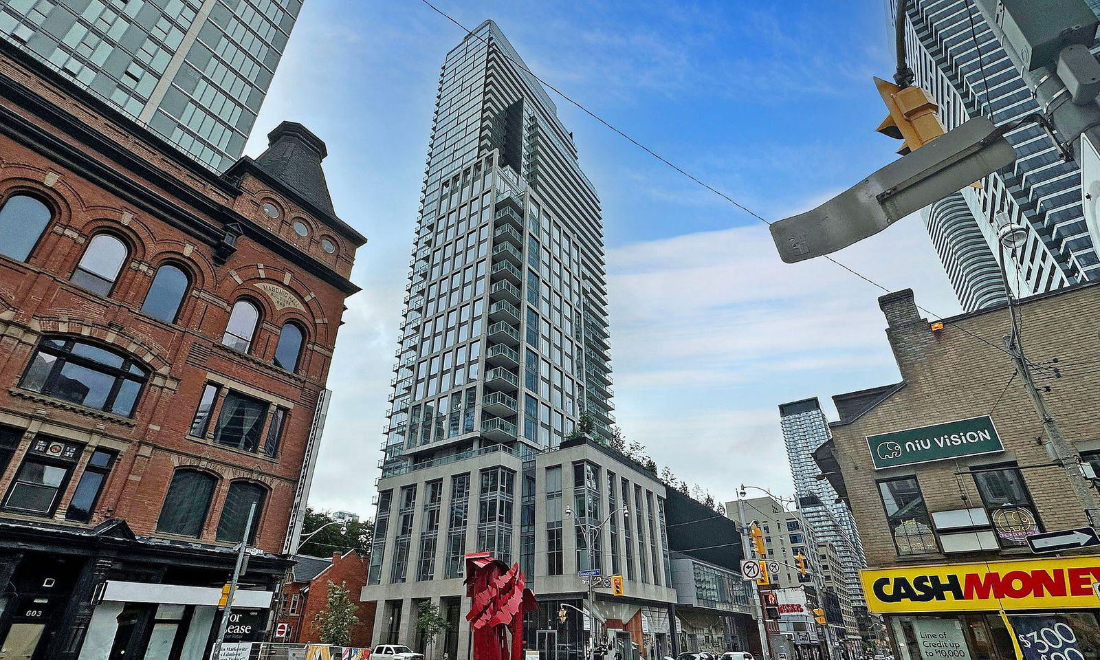 The Gloucester on Yonge, Downtown, Toronto