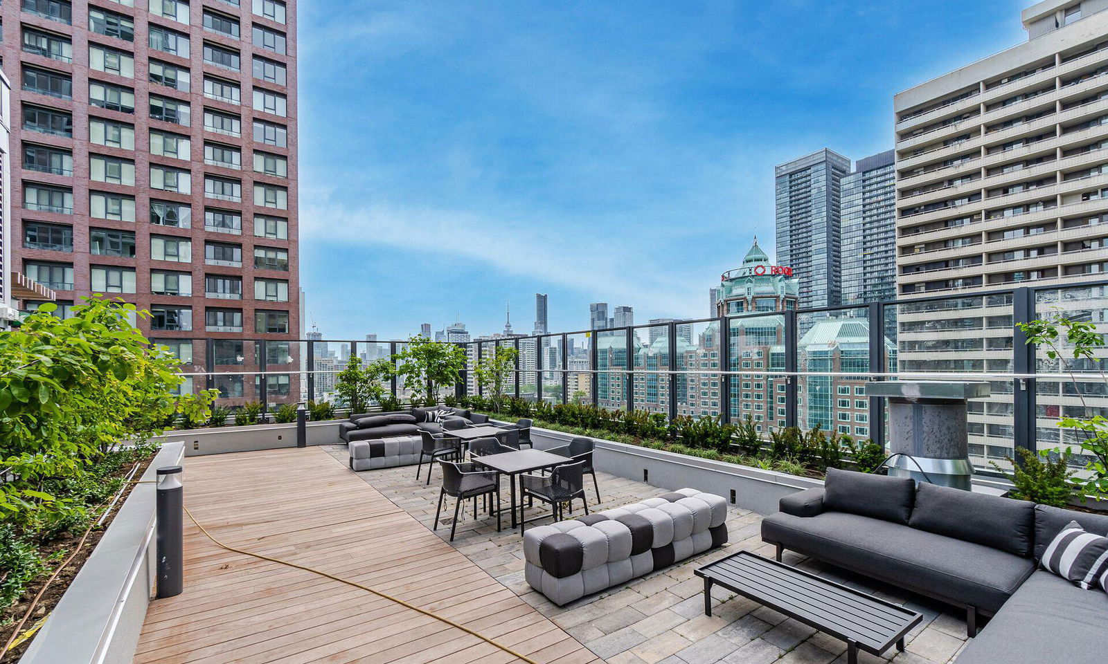 Rooftop Deck — The Rosedale on Bloor Condos, Downtown, Toronto