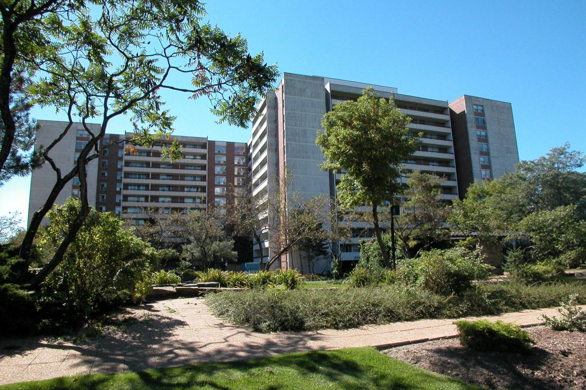 The Gates of Bayview, North York, Toronto