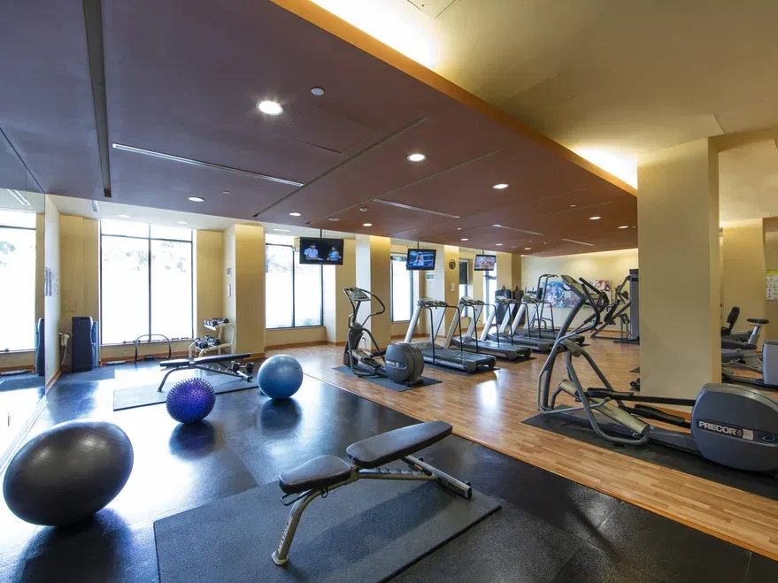 Gym — 1 Clarendon Avenue, Midtown, Toronto