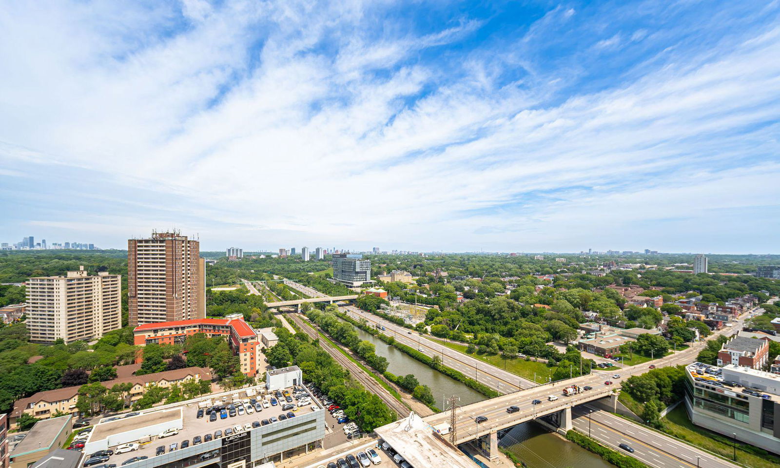 Skyline — River & Fifth Condos, Downtown, Toronto