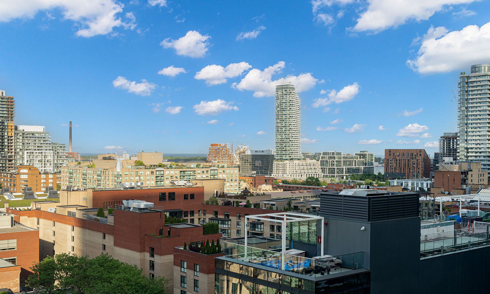 Skyline — King Plaza, Downtown, Toronto