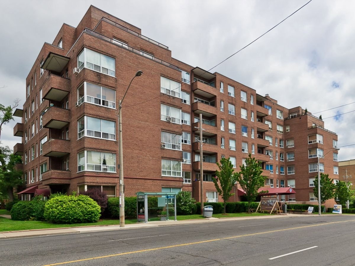 780 Eglinton Avenue, Forest Hill Residences Rental Apartments