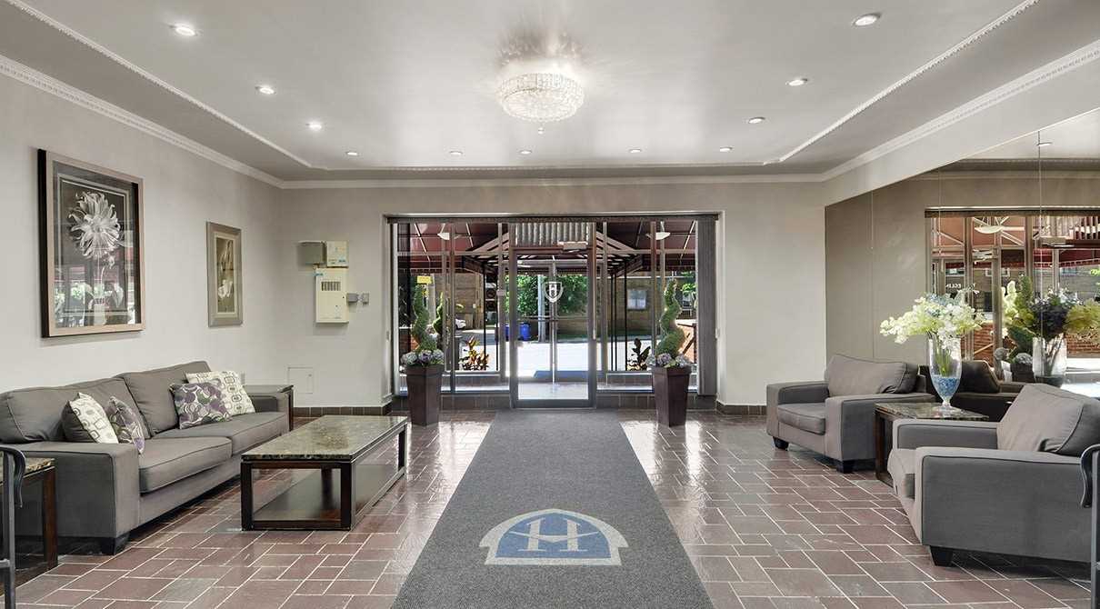 780 Eglinton Avenue, Forest Hill Residences Rental Apartments, Lobby
