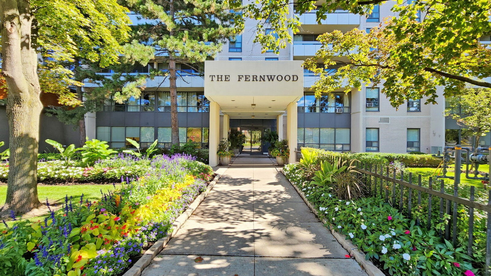 145 Marlee Avenue, The Fernwood, Entrance