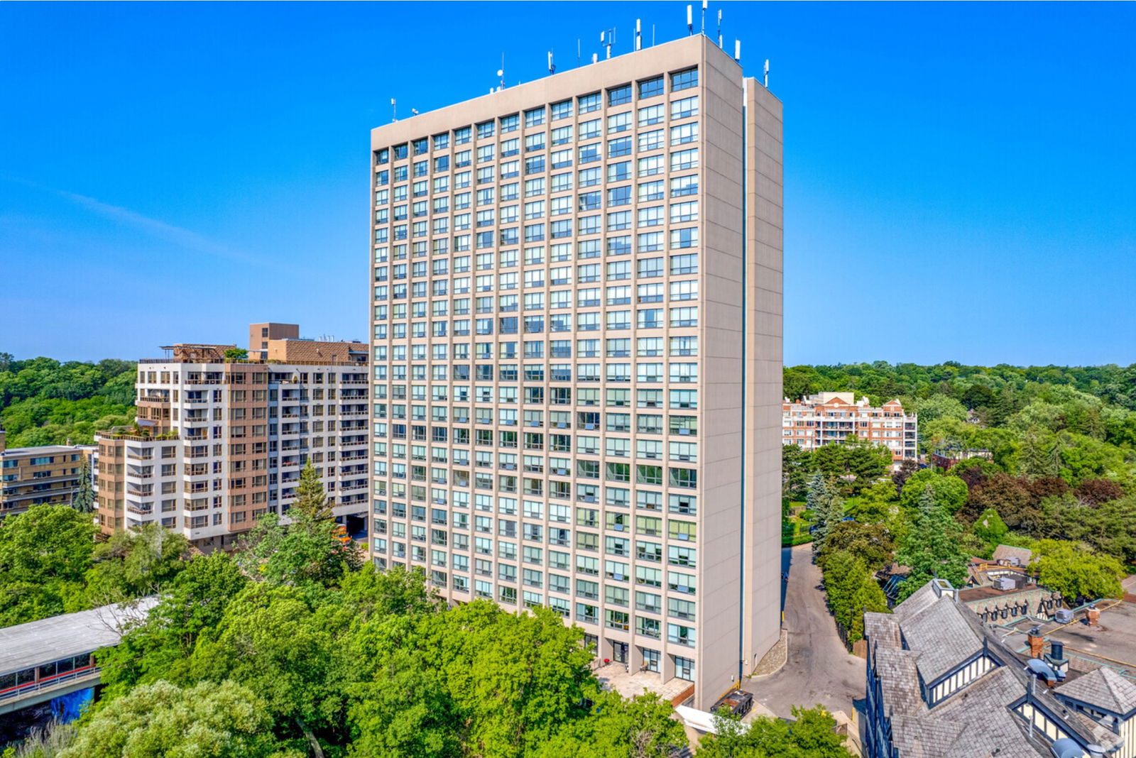 Old Mill Towers, Etobicoke, Toronto