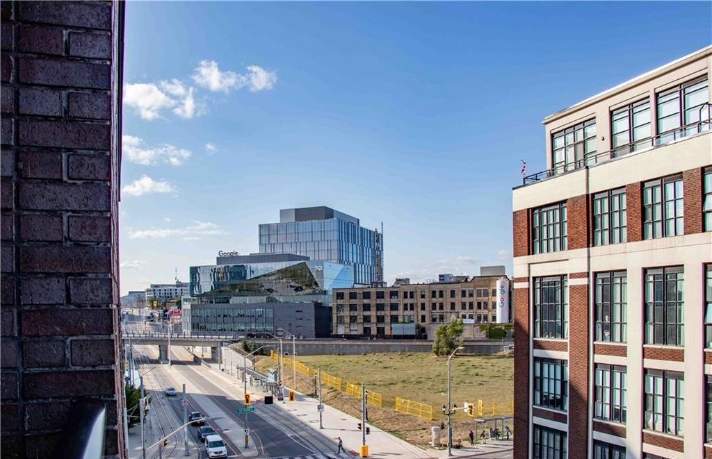 1 Victoria Street, One Victoria Condominiums, Skyline