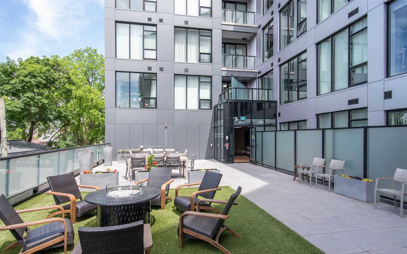 690 King Street W, Midtown Lofts, Rooftop Deck