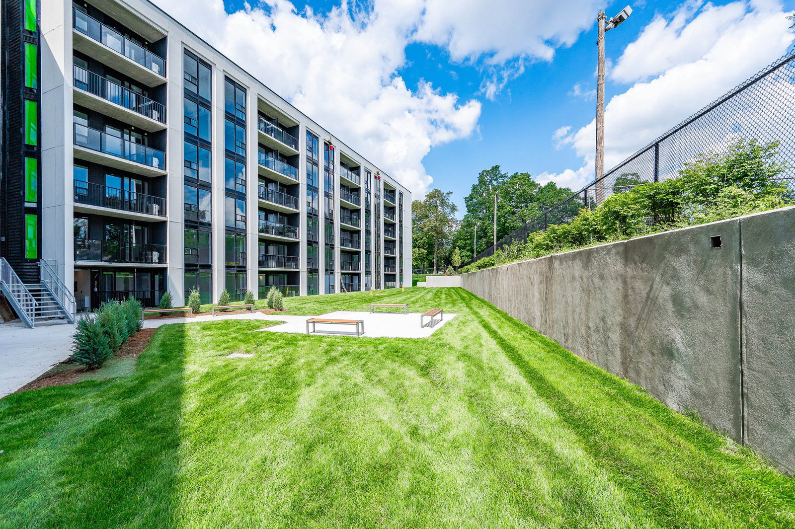 270 Spadina Road E, Woodside Terraces