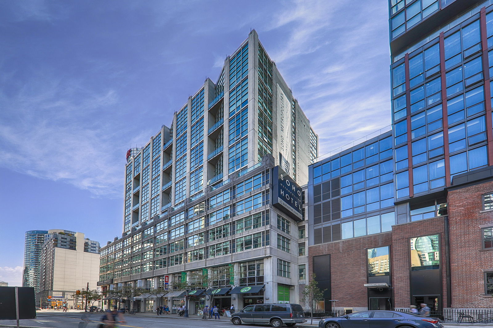 Exterior — The Soho Metropolitan Condos, Downtown, Toronto