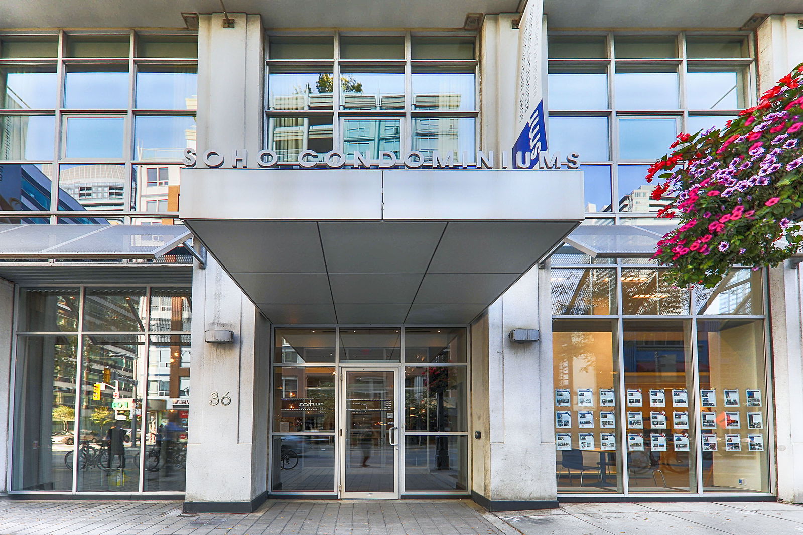 Entrance — The Soho Metropolitan Condos, Downtown, Toronto