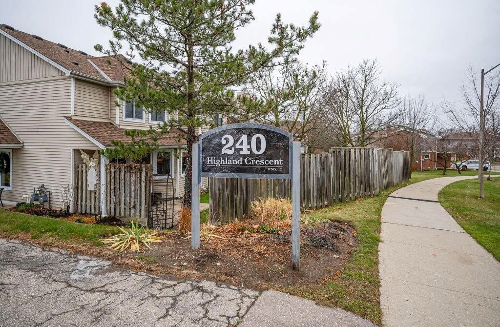 240 Highland Crescent, Kitchener, Toronto