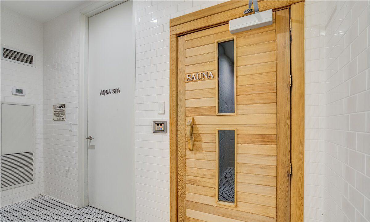 Sauna — The Element, Downtown, Toronto