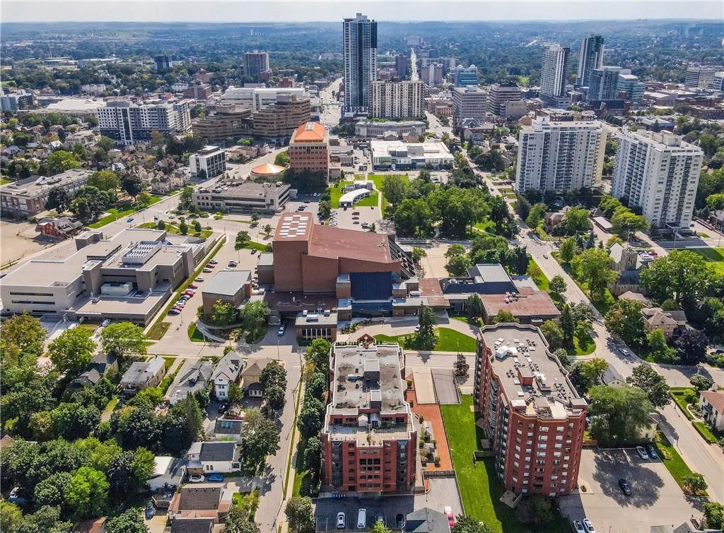 Skyline — Renaissance, Kitchener, Toronto