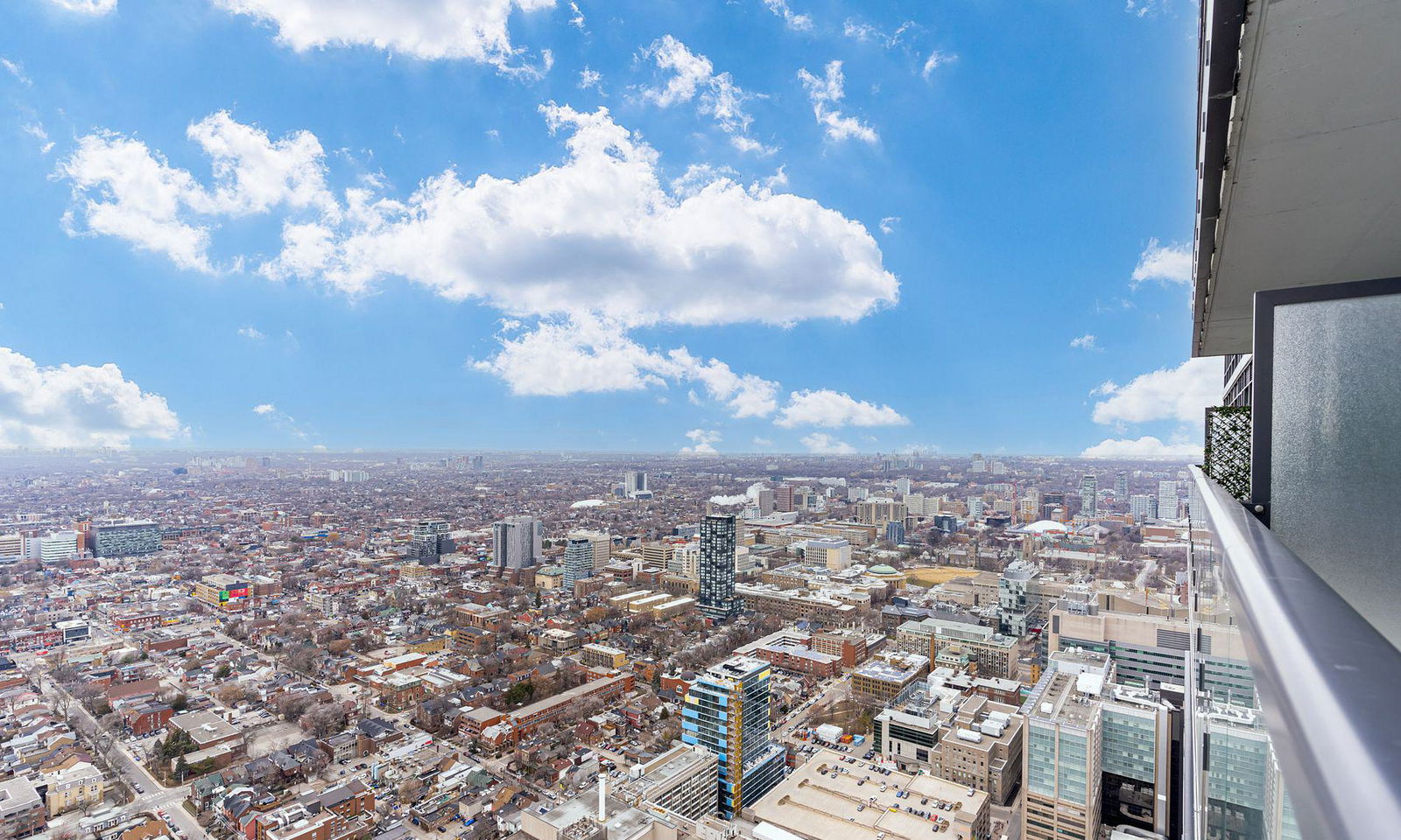 Skyline — The Residences of 488 University Avenue, Downtown, Toronto