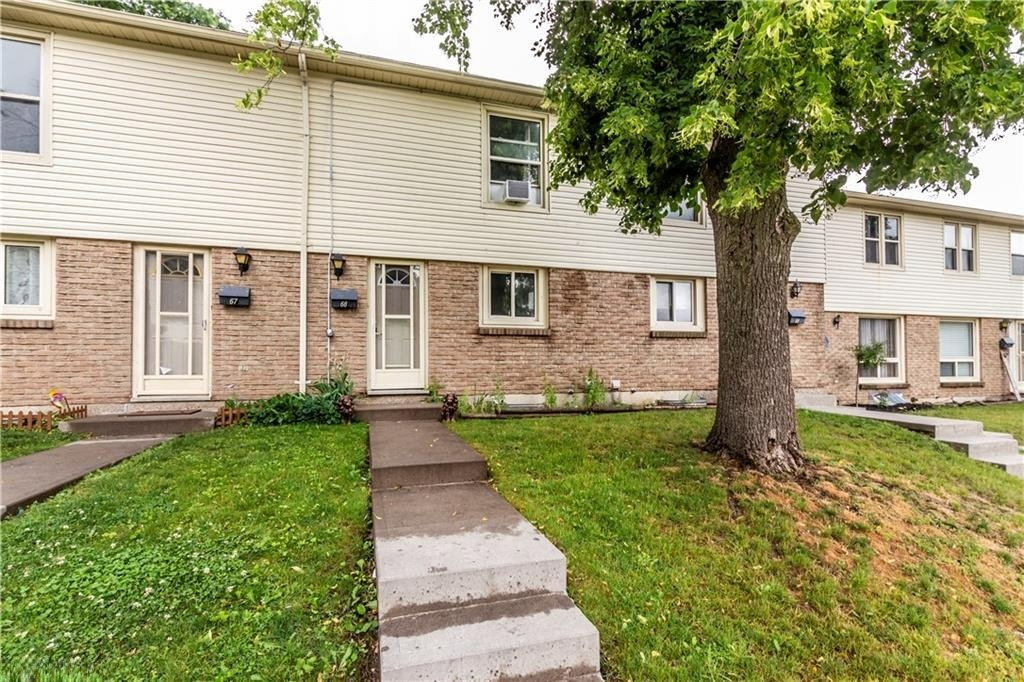 165 Green Valley Drive, 165 Green Valley Drive Condos