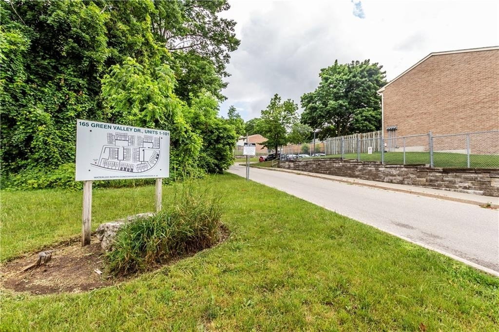 165 Green Valley Drive, 165 Green Valley Drive Condos