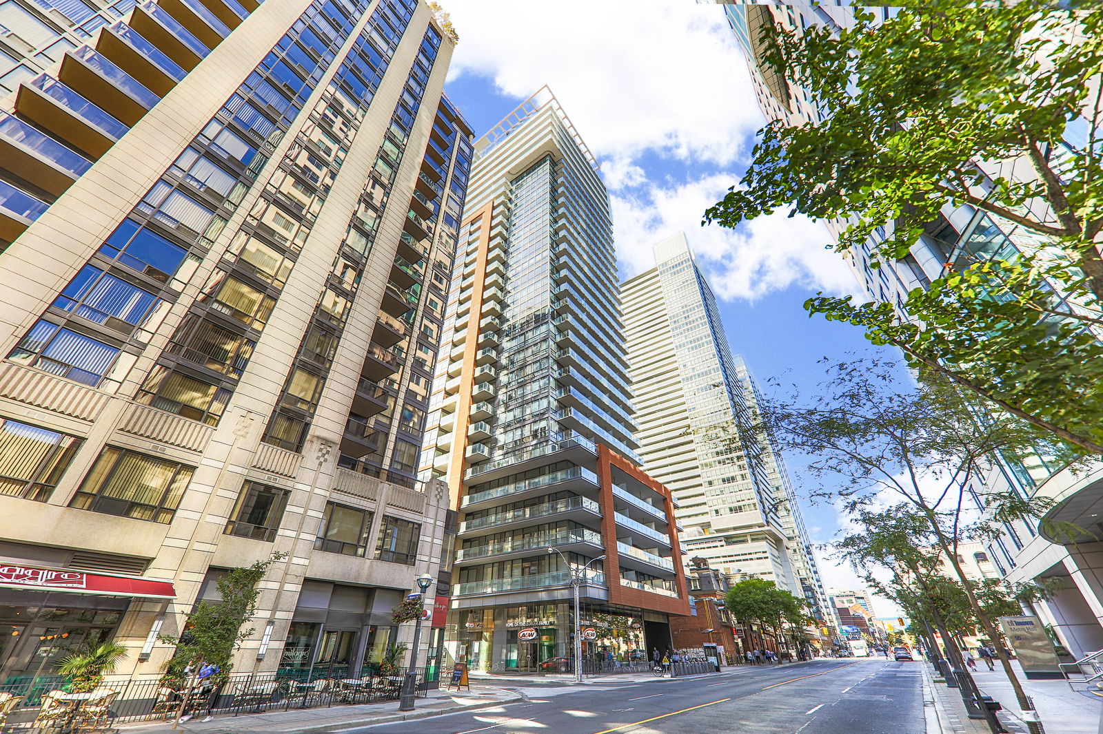 Exterior — The Mercer, Downtown, Toronto