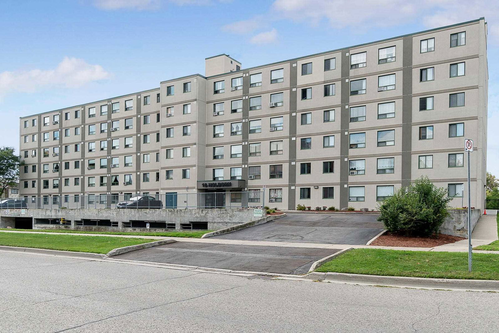 Stanley Park Plaza, Kitchener, Toronto