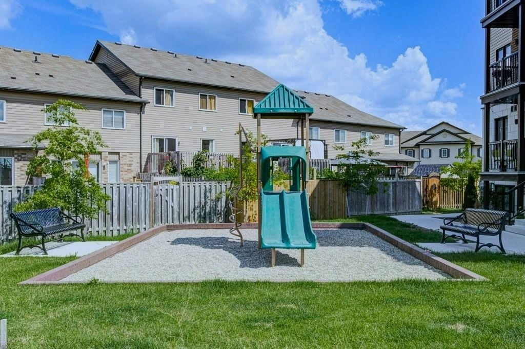 Playground — Moderra Urban Towns, Kitchener, Toronto