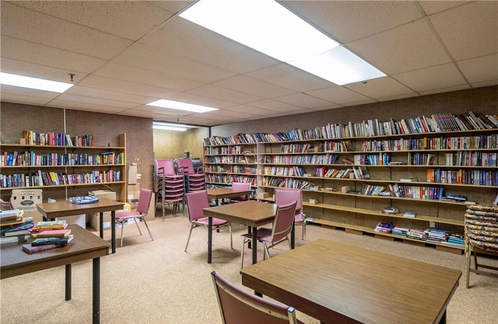 Library — Harvard Place, Waterloo, Toronto