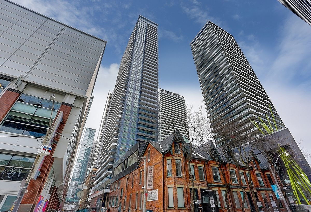 Central Condos, Downtown, Toronto