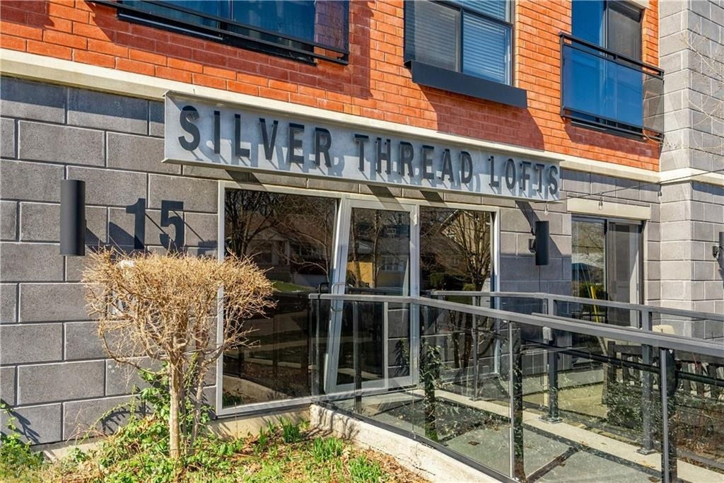 Entrance — Silver Thread Lofts, Waterloo, Toronto