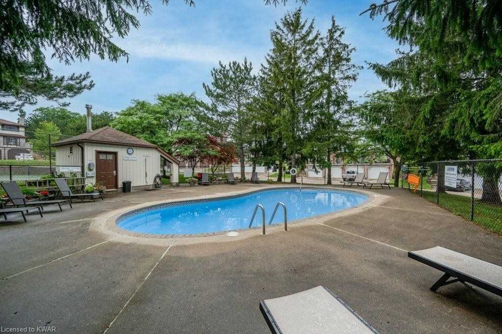 Pool — Beechwood Villas, Waterloo, Toronto