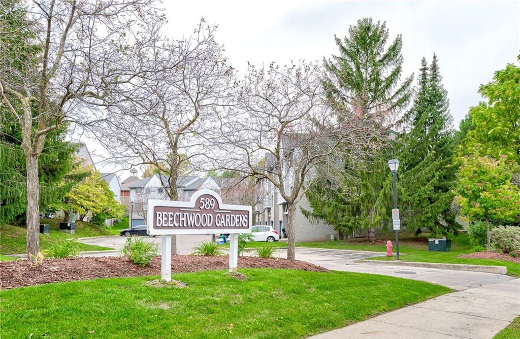 Beechwood Gardens, Waterloo, Toronto