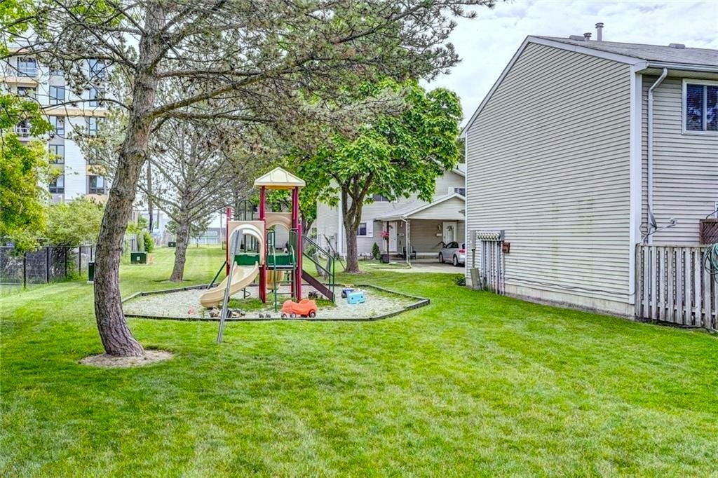 Playground — Northlake Park, Waterloo, Toronto