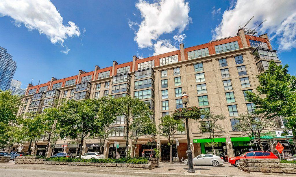 Exterior Side — Market Square, Downtown, Toronto