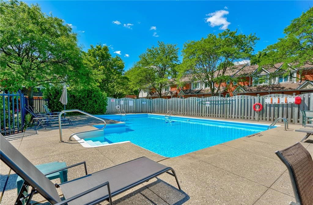 Pool — 525 Beechwood Drive, Waterloo, Toronto