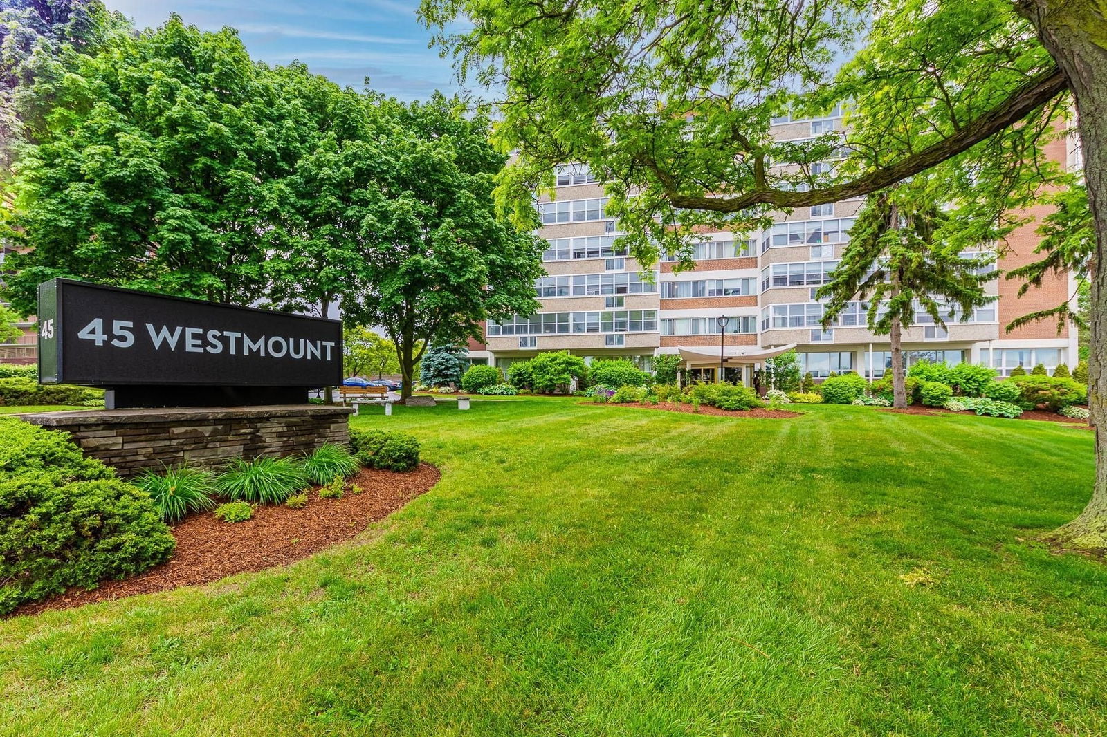 Westmount Towers, Waterloo, Toronto