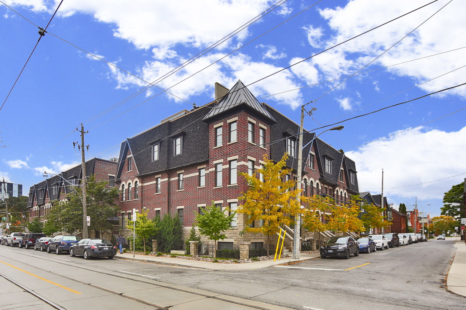 Exterior — Riverside Towns Condos, East End, Toronto