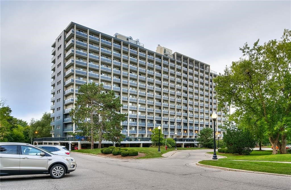 Black Willow Condominiums, Waterloo, Toronto