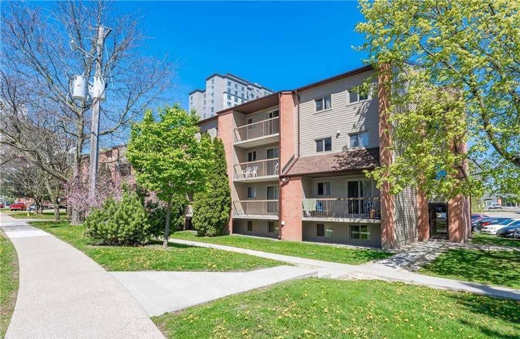 30 Hickory Condominiums, Waterloo, Toronto