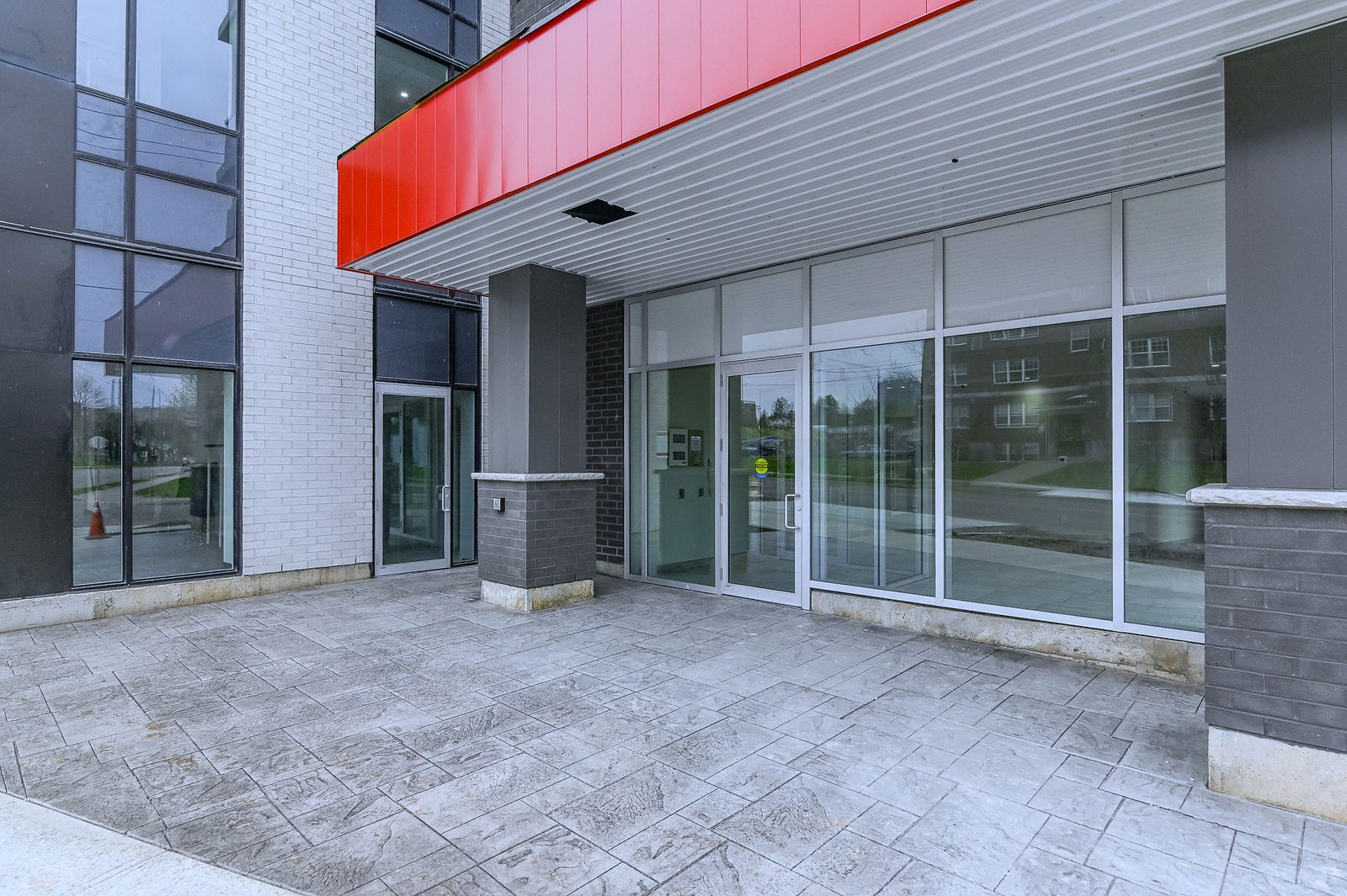 Entrance — Hickory Condos, Waterloo, Toronto