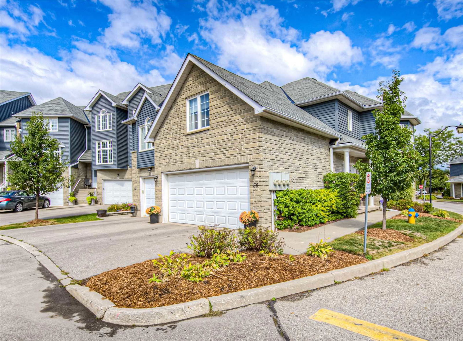 Village at Country Club Estates, Cambridge, Toronto