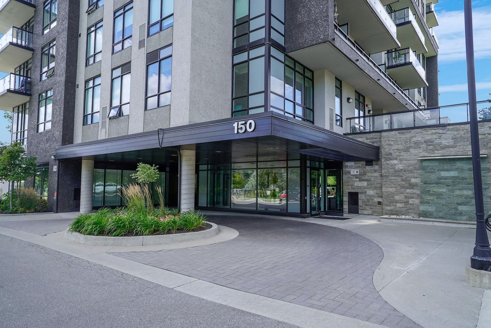 Entrance — The Grand at Waterscape, Cambridge, Toronto