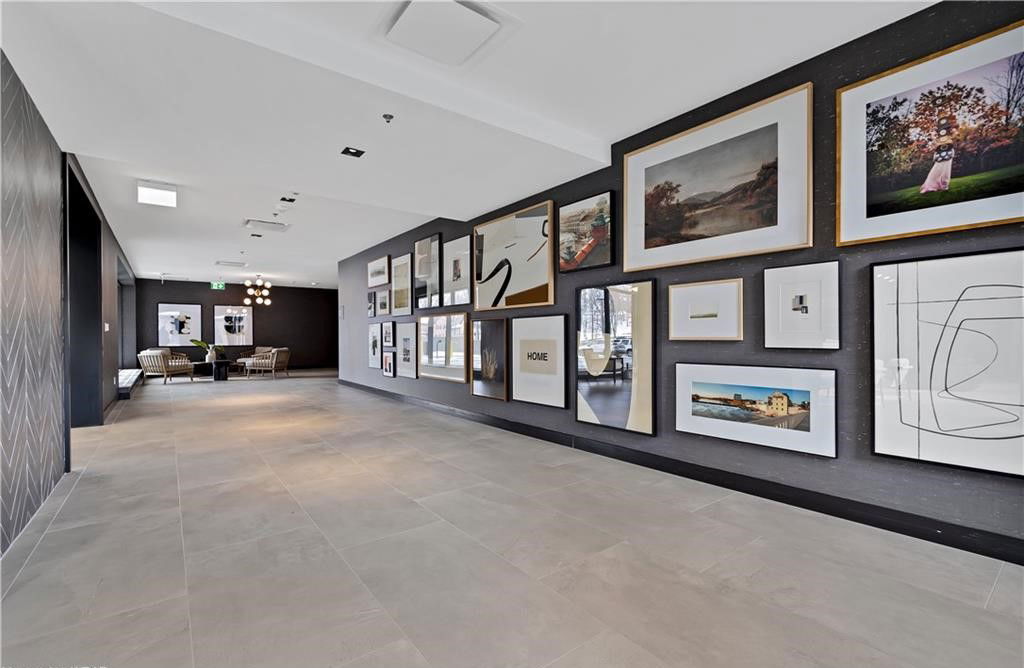 Lobby — Gaslight Condos II, Cambridge, Toronto